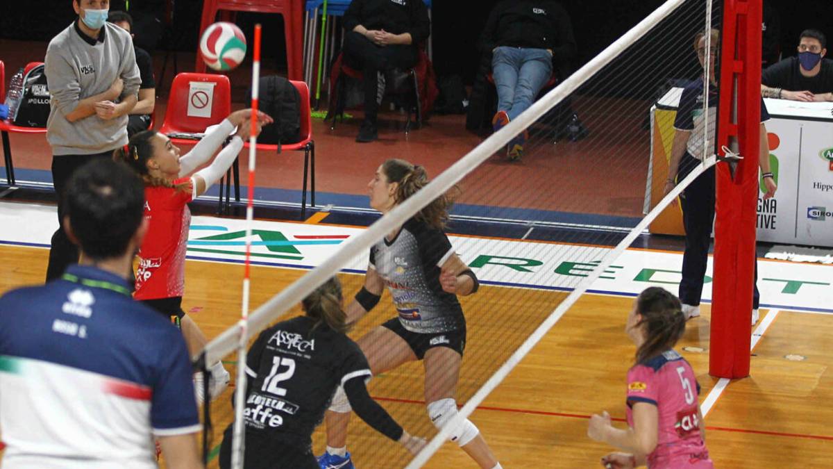 Volley B1 donne, ancora uno stop per Covid per l'Angelini Cesena