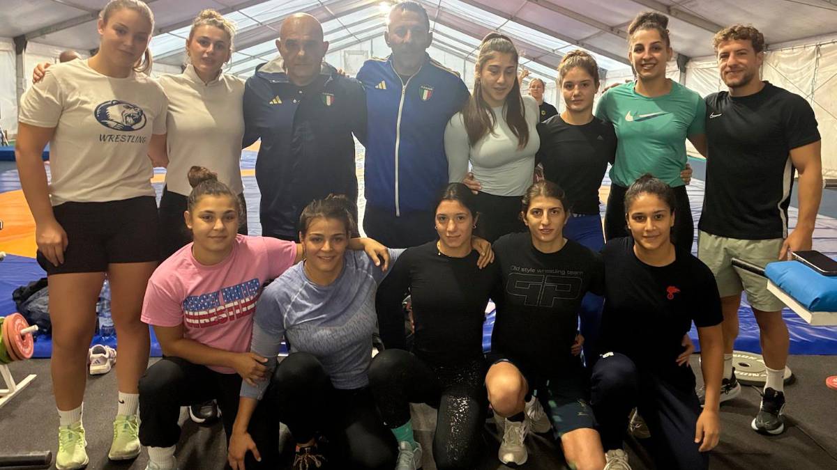 Cesenatico, 70 campionesse di lotta al Villaggio Accademia verso i Mondiali