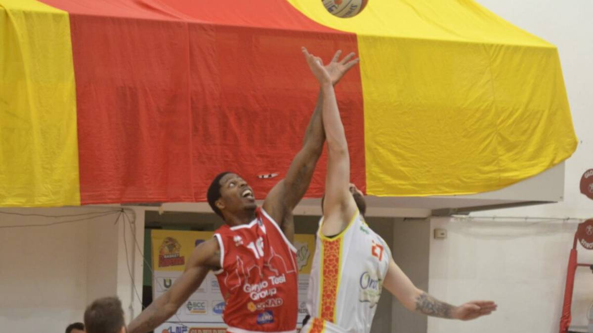 Basket A2, OraSì Ravenna-Pistoia 72-74 (rivivi il live)