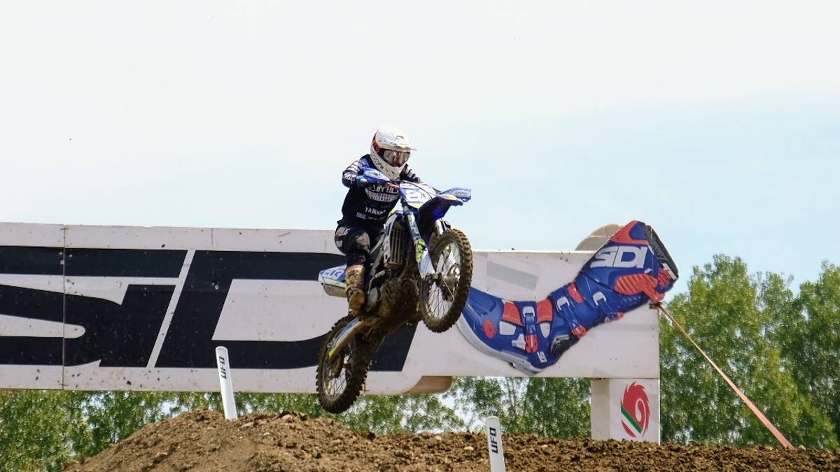 Motocross e bici elettriche, la prima giornata all'autodromo di Imola