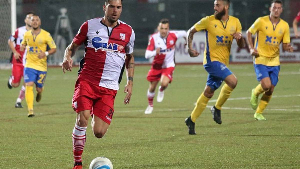 Calcio, Fermana-Rimini sabato 14 alle 15
