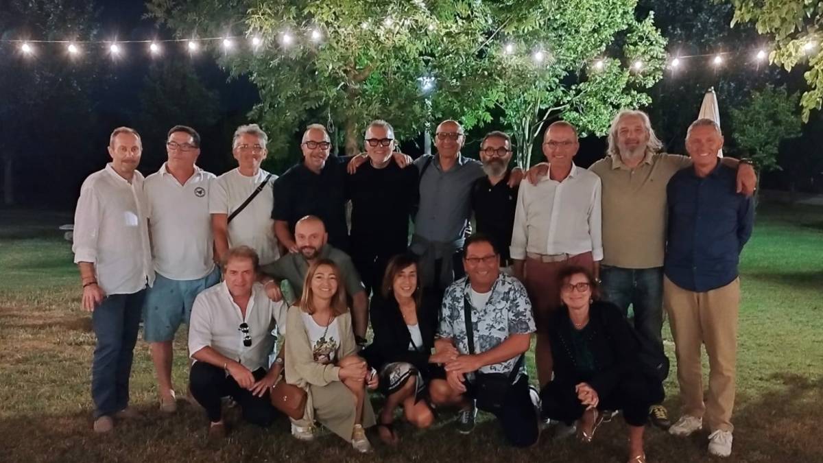 Cesena, i ragazzi della quinta C dell'Agraria si ritrovano a 40 anni dal diploma