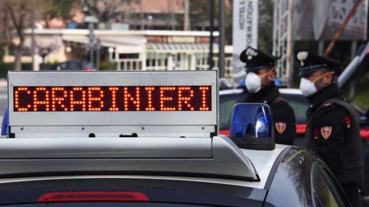 Misano, positive al coronavirus sorprese in strada e denunciate