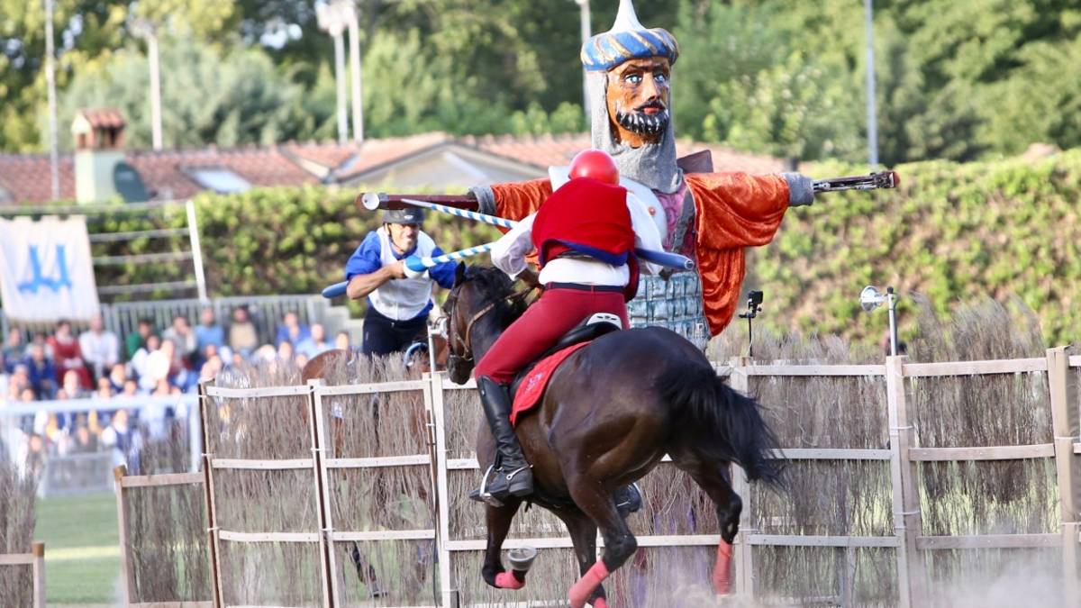 Faenza, il Borgo si aggiudica il 65° Palio del Niballo allo spareggio con il Rosso - Fotogallery