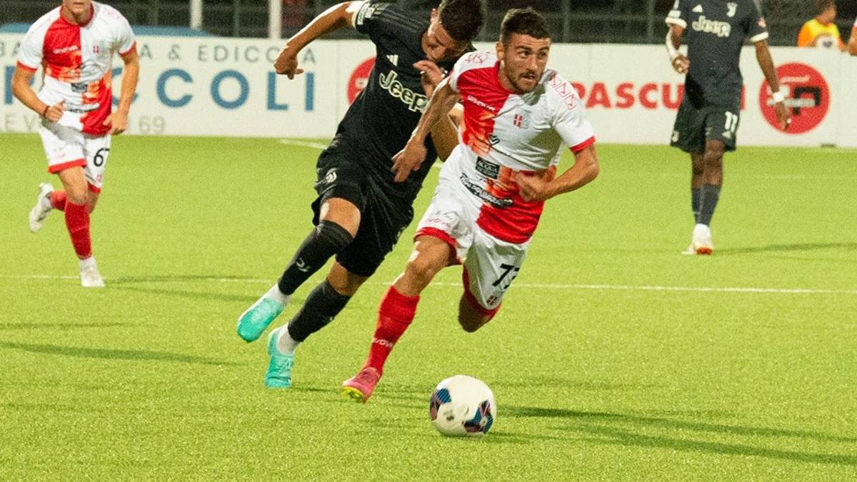 Calcio C, il Rimini resta in dieci e viene beffato in extremis dal Pineto (1-0)