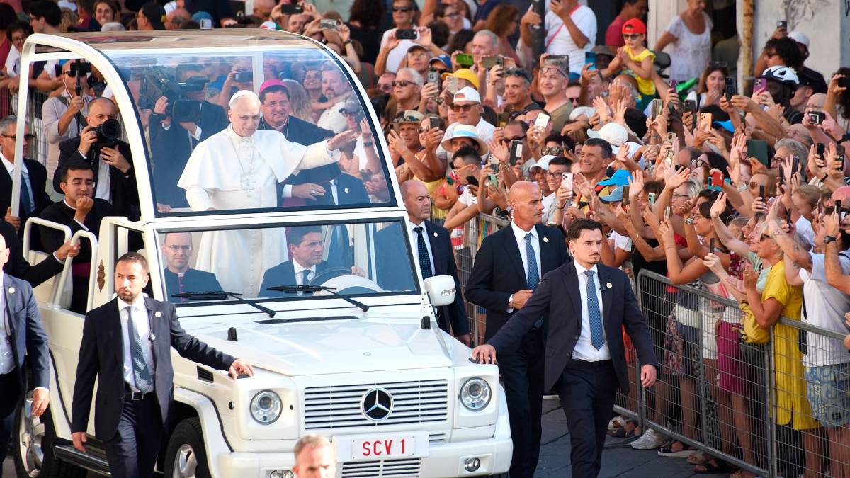 Papa Leone XIV durante la visita dello scorso 22 agosto