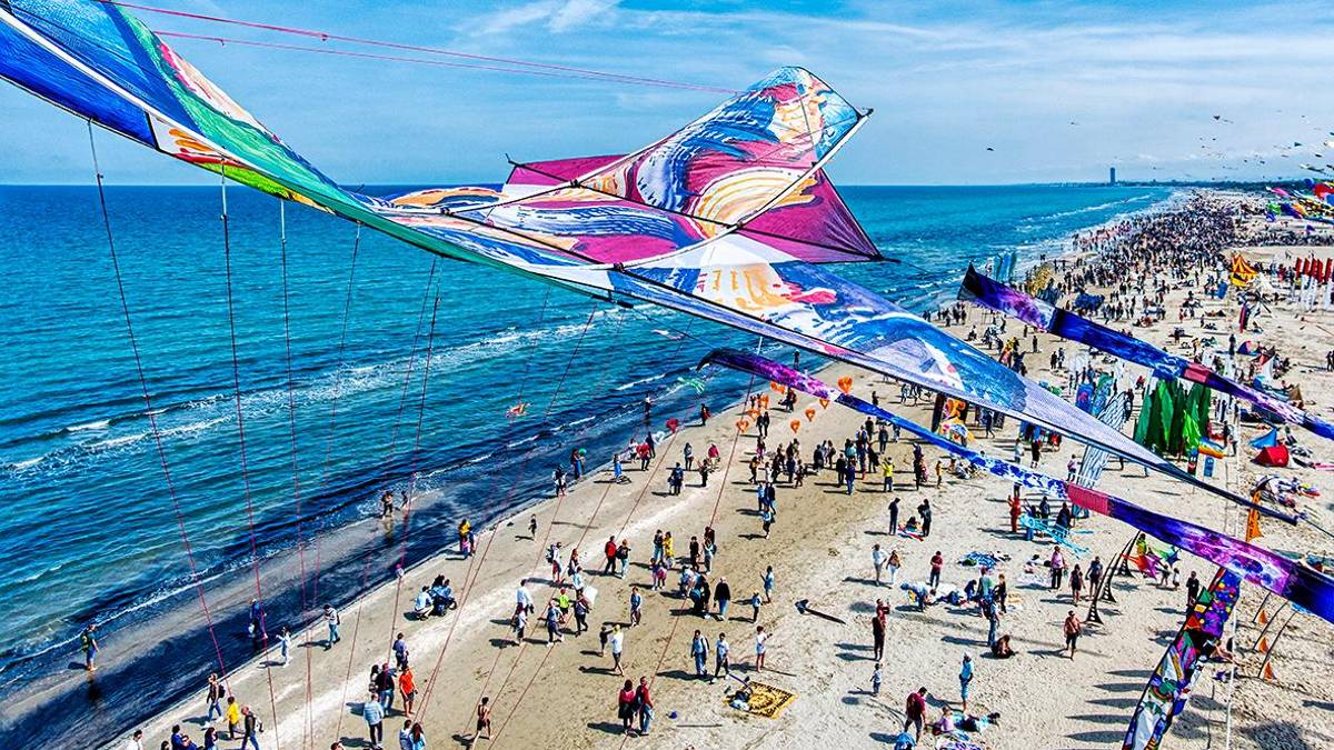 Festival degli Aquiloni 2025 a Cervia: il programma dal 19 aprile al 4 maggio - Gallery