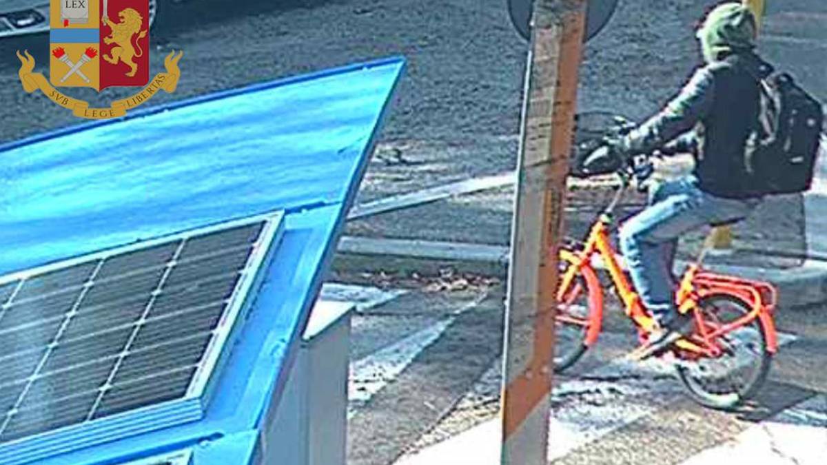 Ravenna, aggredì a bastonate la proprietaria di un distributore: arrestato a Cervia il rapinatore