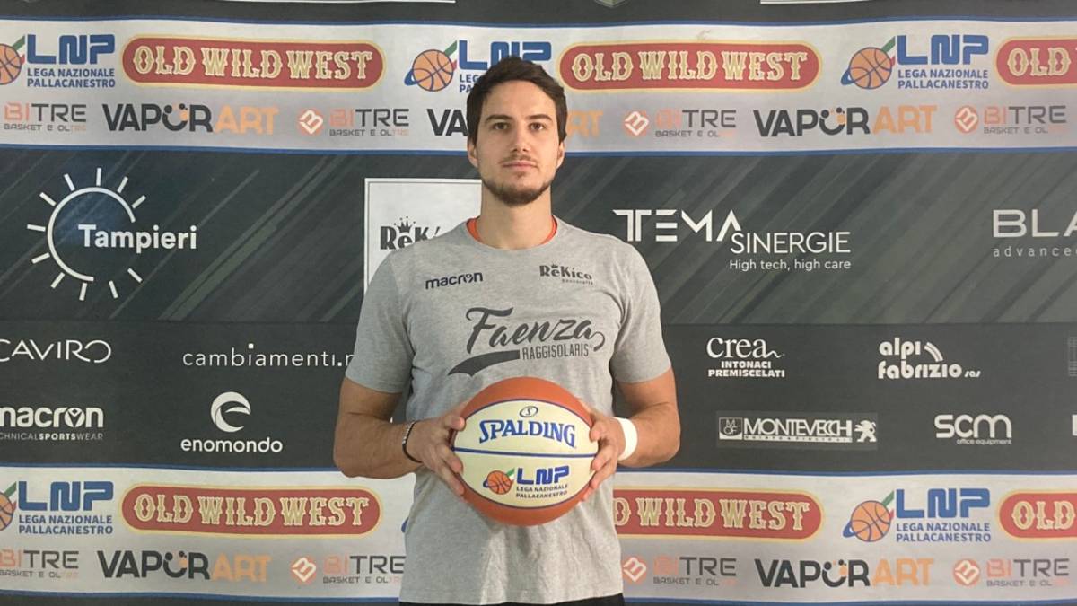 Basket B, Simone Aromando torna ai Raggisolaris