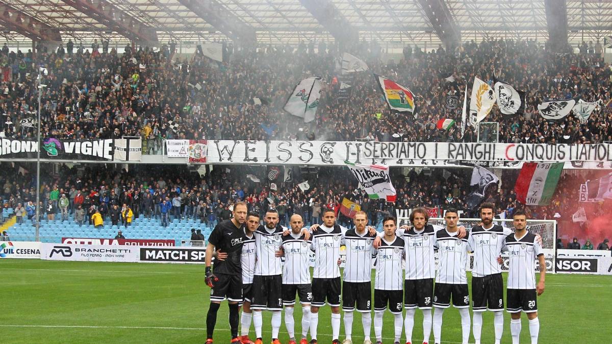 Calcio Serie D, esauriti i biglietti per Real Giulianova-Cesena