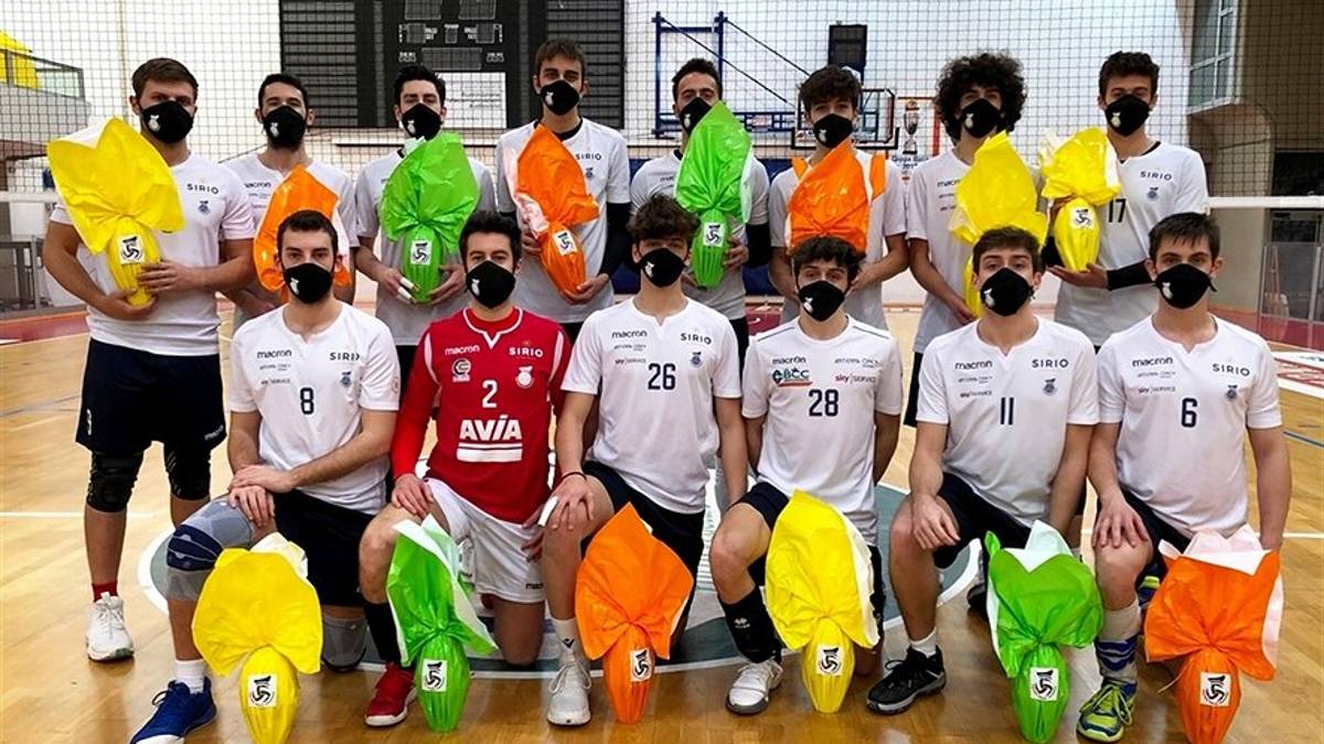 La Pietro Pezzi dona 30 uova di Pasqua al reparto di pediatria