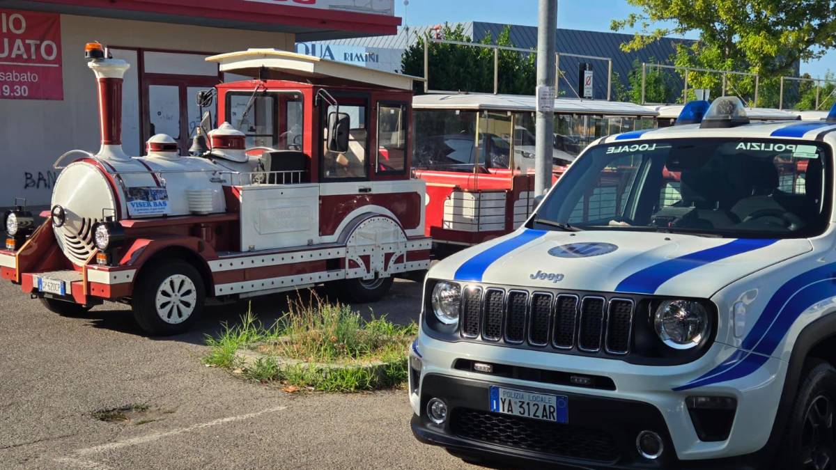 Rimini. Cade dal trenino turistico in movimento: bimbo elitrasportato in ospedale FOTOGALLERY