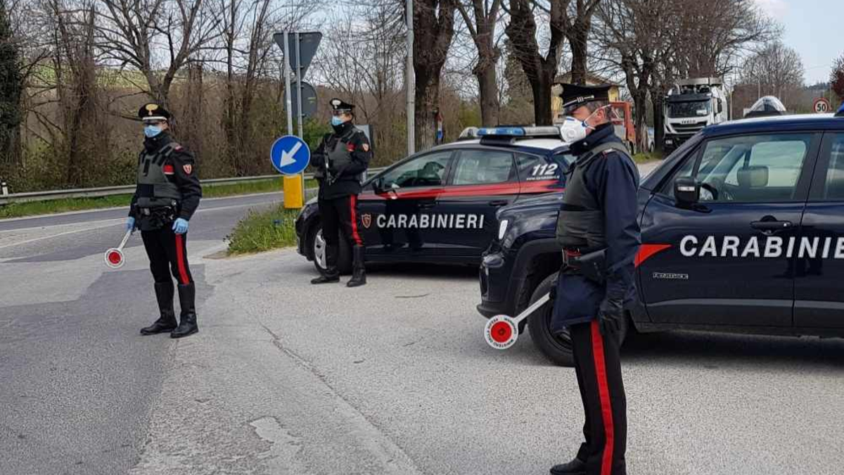 Novafeltria, scusi, mi dà un bicchiere d'acqua?. Ladro deruba una anziana: arrestato dai Carabinieri