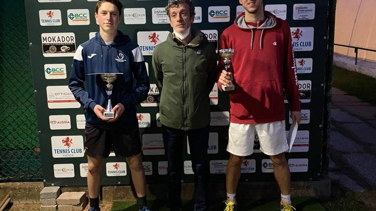 Tennis, Luca Bartoli e Teresa Cinquino vincono l'Open del Tc Faenza
