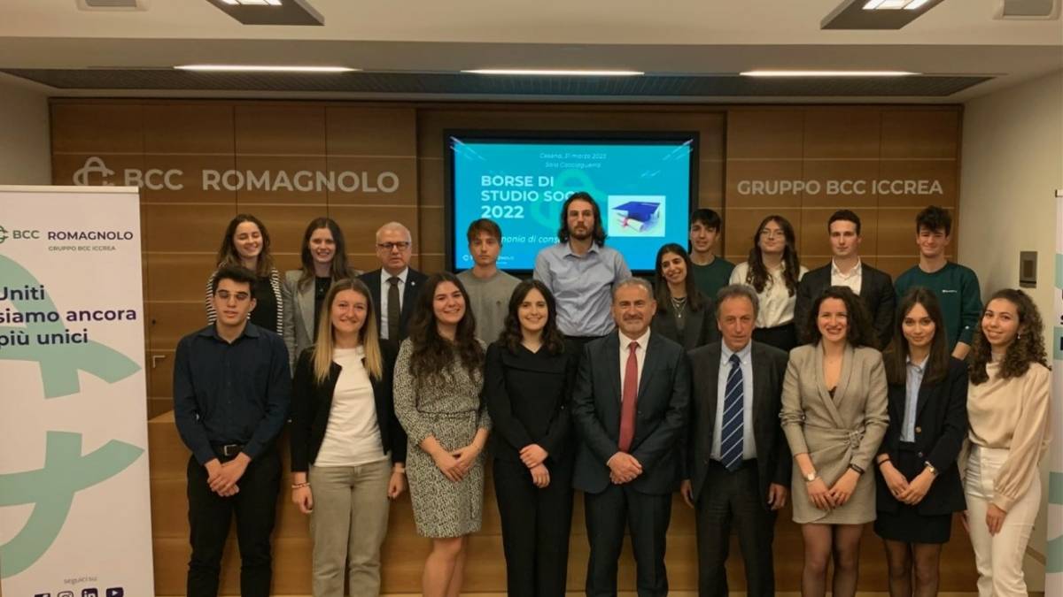 Cesena, Bcc Romagnolo ha consegnato 39 borse di studio