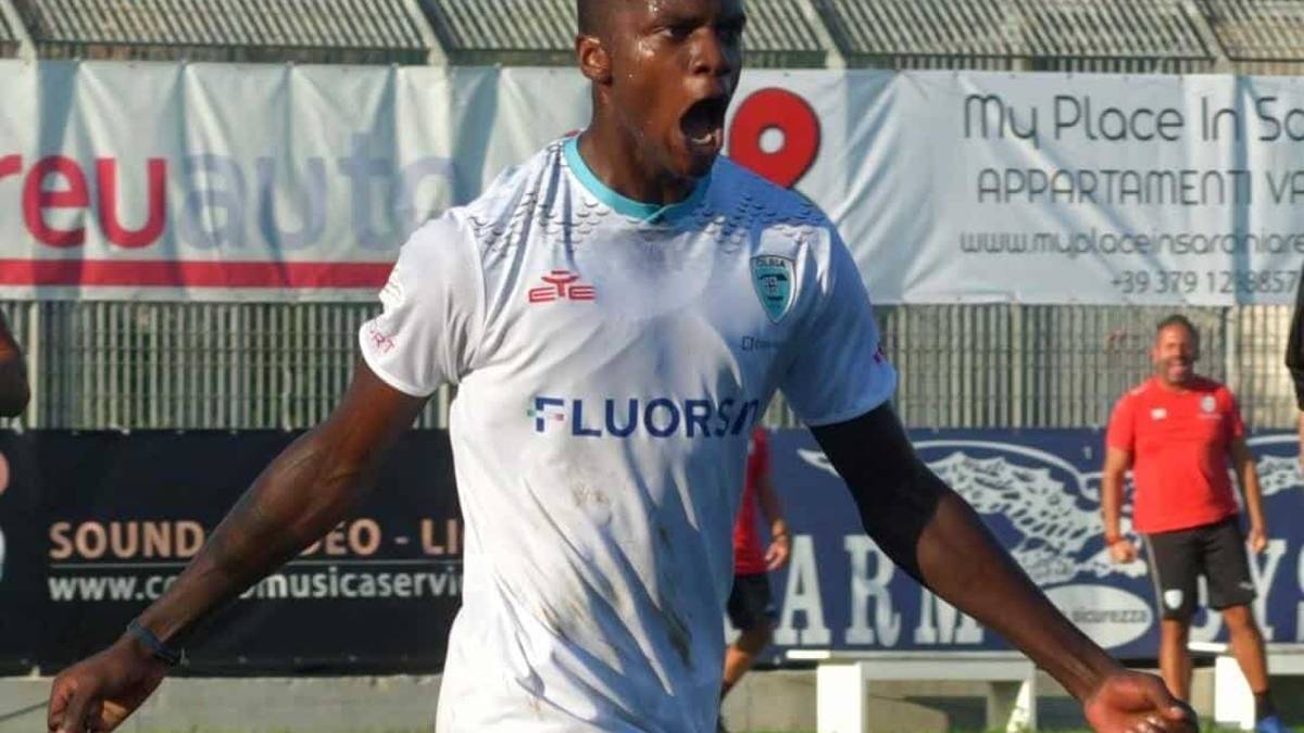 Calcio C, Preso King Udoh: il Cesena completa l'attacco. Contratto triennale per l'ex Olbia