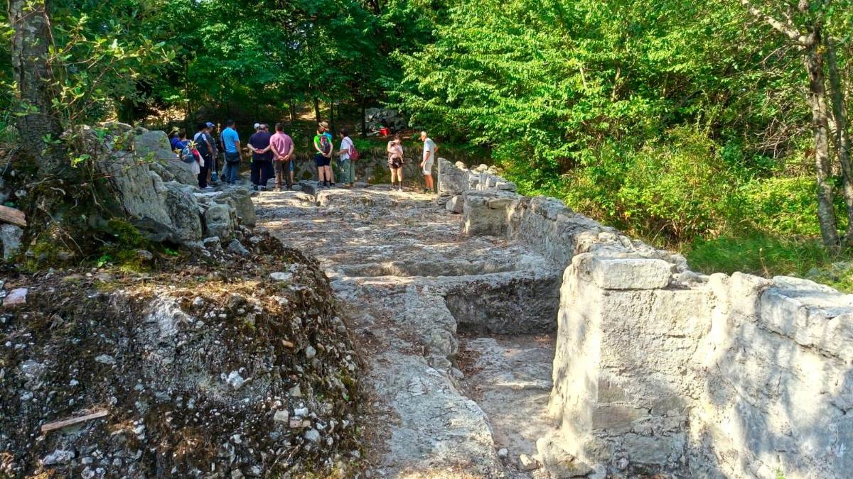 L’open day agli scavi di Rontana: sono stati presentati i risultati delle ultime ricerche su un sito di oltre un ettaro, indagato a fondo da più di 10 anni
