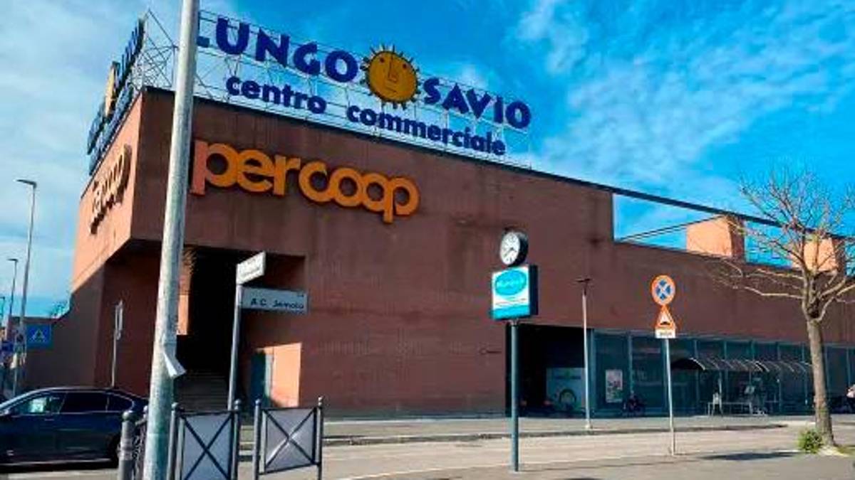 Il centro commerciale Lungosavio