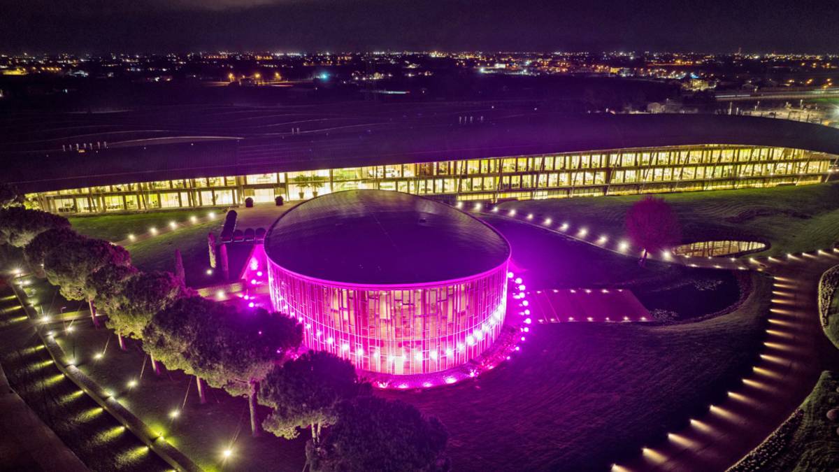 Giro d'Italia a Cesena: domenica alla Technogym oltre 200 giornalisti