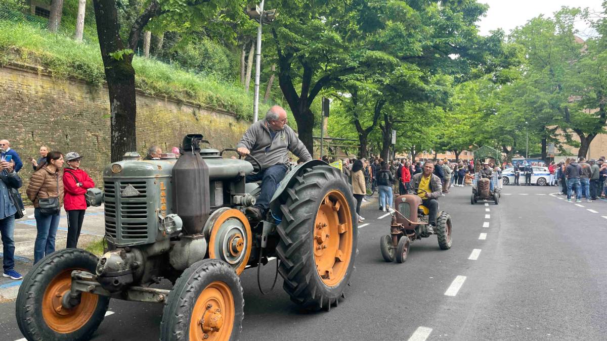 Cesena, la festa del primo maggio in piazza - VIDEO GALLERY