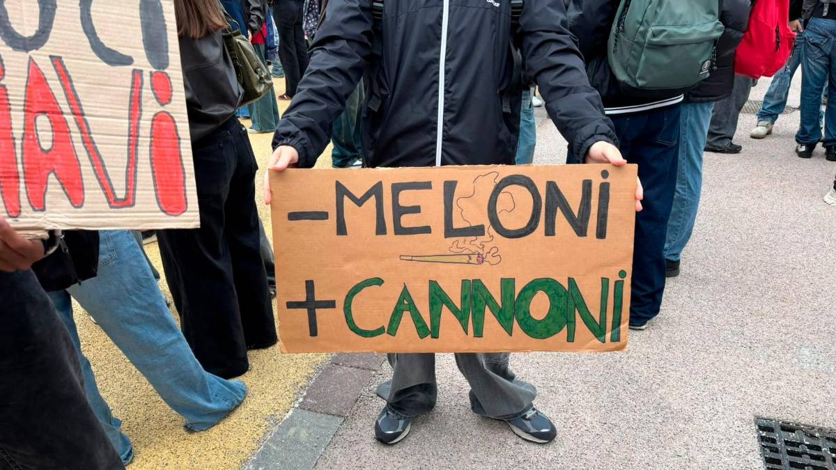 A Cesena è il giorno di “Facciamo rumore”: va in scena la protesta degli studenti VIDEO GALLERY