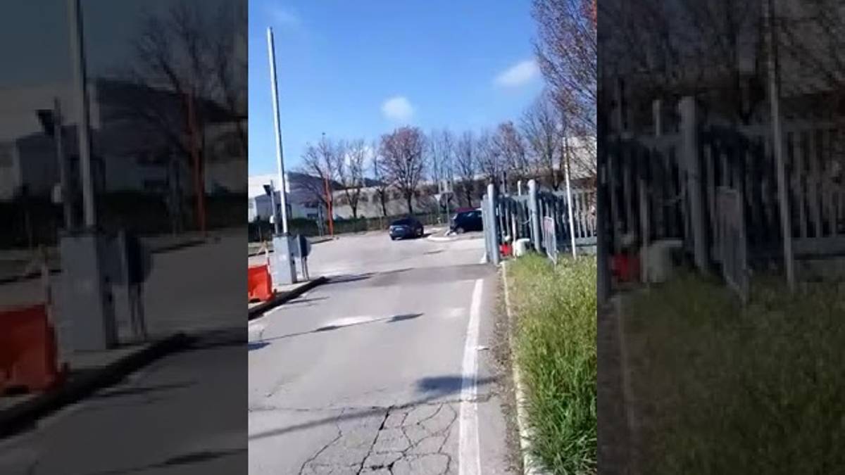 Cesena, un elicottero per installare i pannelli solari a La Cesenate VIDEO