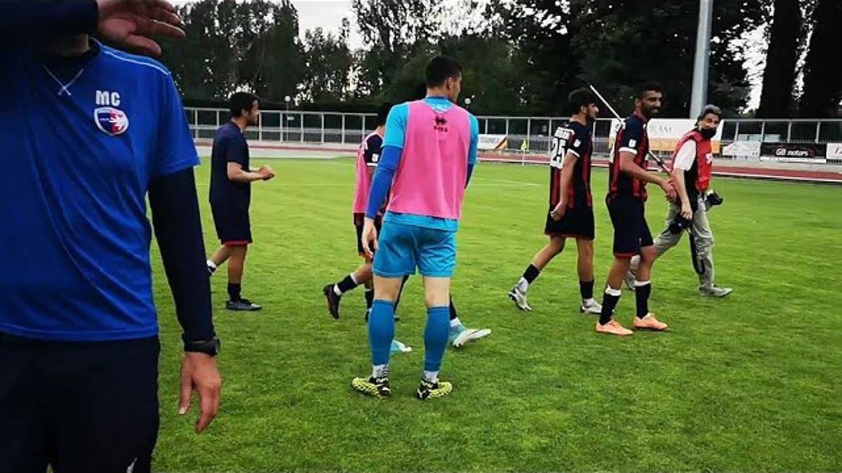 Calcio C, Imolese salva: in campo scoppia la festa VIDEO