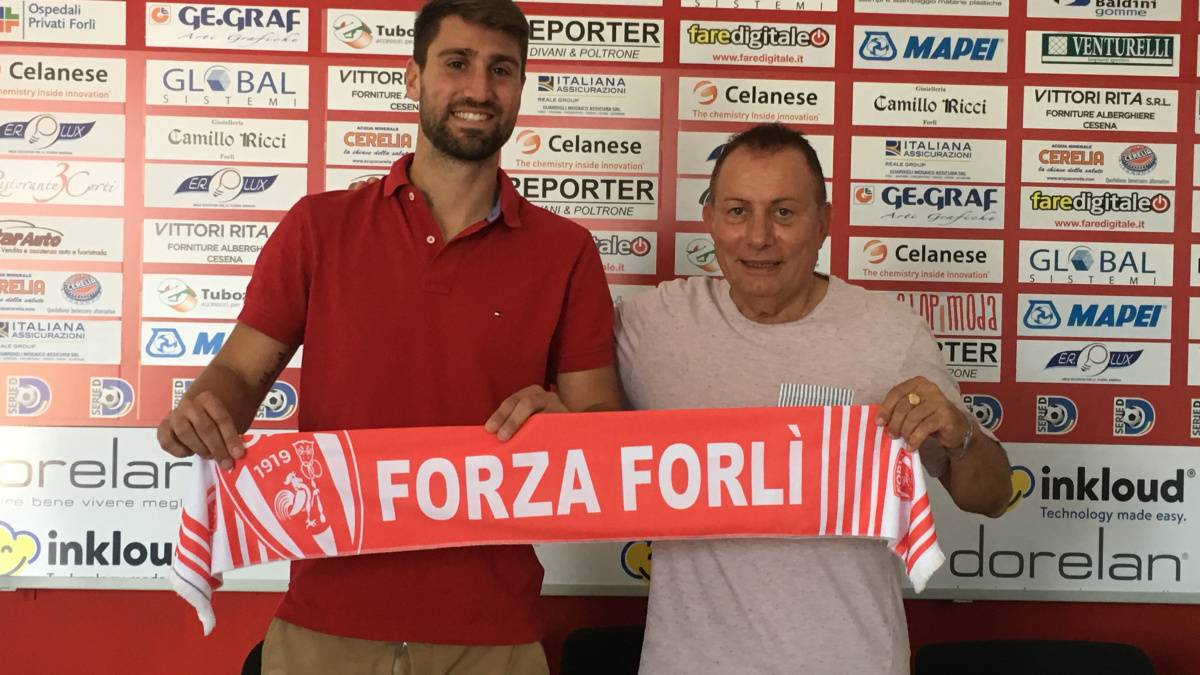 Calcio D, una punta argentina per il Forlì