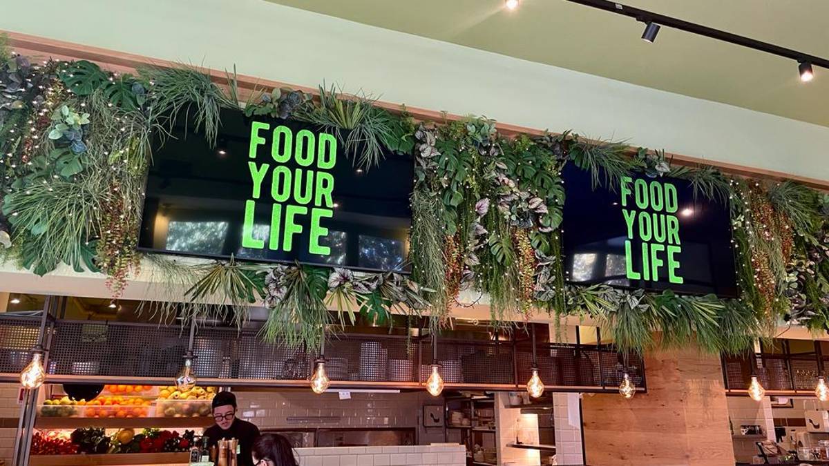 Seed Superfood, bontà, bellezza e cibo sano per la nuova Piazza Malatesta di Rimini