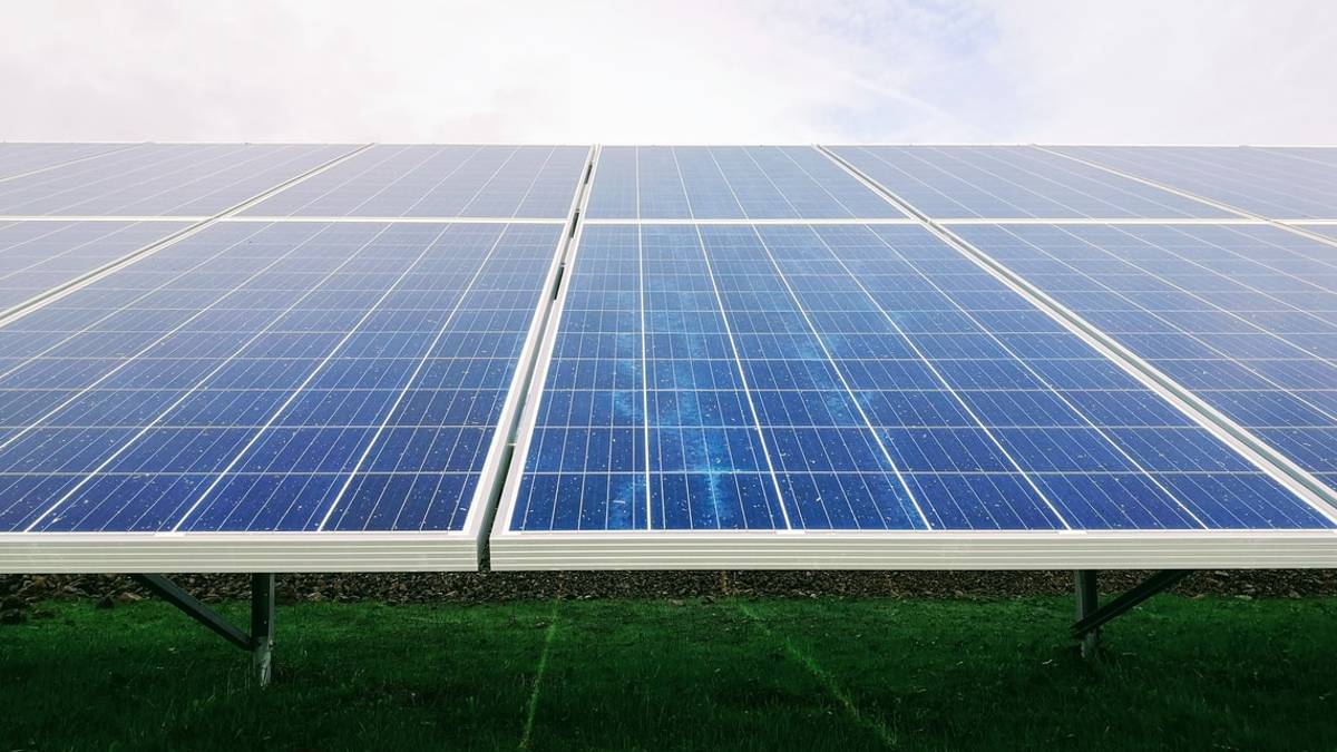 Illuminazione, fotovoltaico e wi-fi: il piano a impatto zero di Cesena