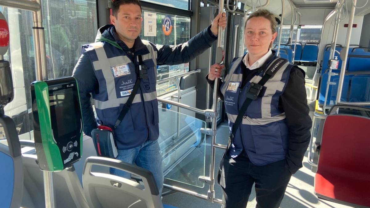 Aggressioni sui bus: arriva la body cam per i controllori