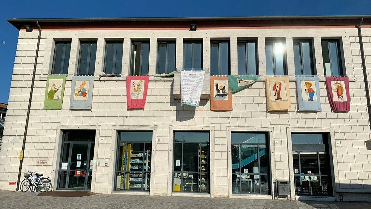 Cesenatico, le tende di Mantegazza esposte a un anno dalla scomparsa