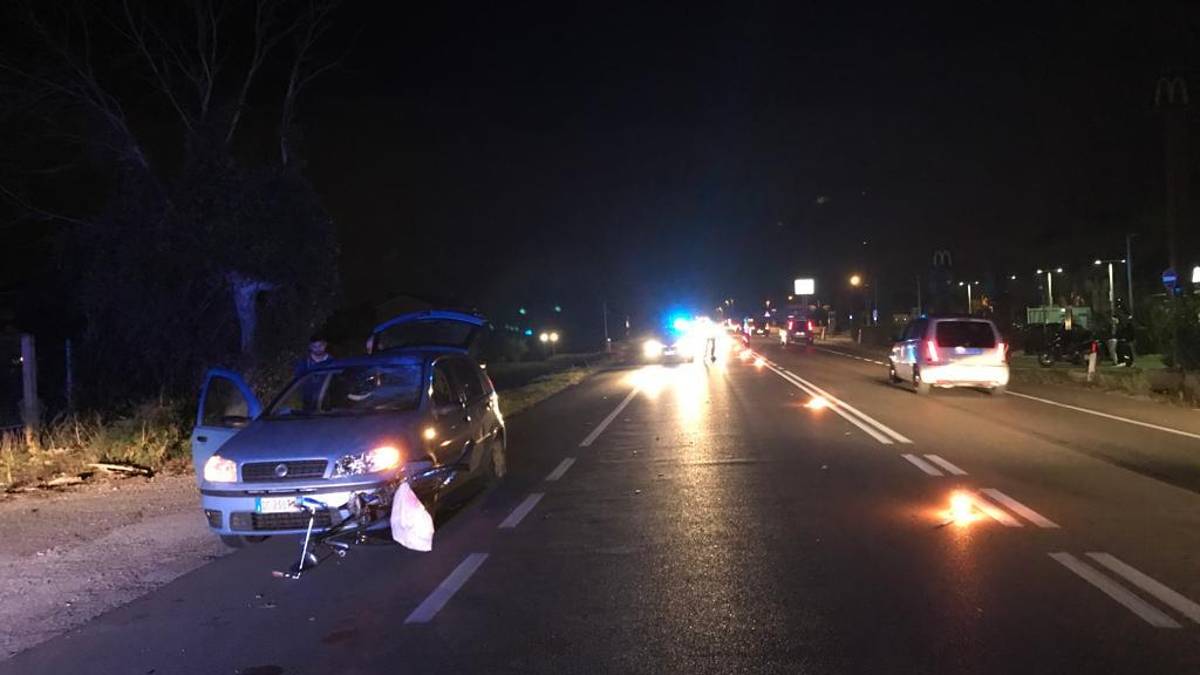 Identificato l'uomo travolto e ucciso in bici: è un 46enne di Rimini
