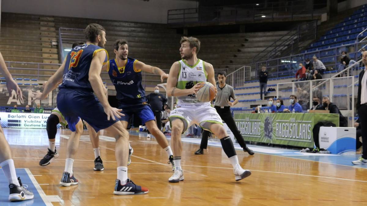 Basket B, Marco Petrucci e i Raggisolaris ancora insieme
