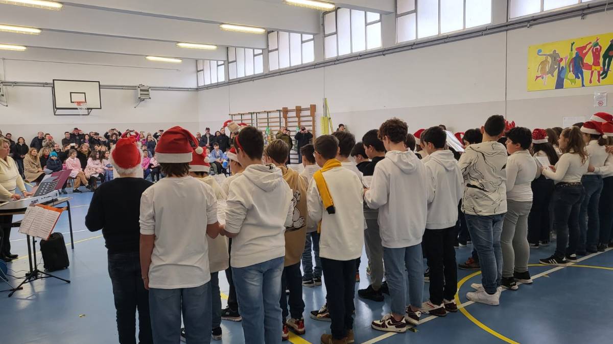 Coriano, concertino degli studenti a Ospedaletto con sindaco e assessore