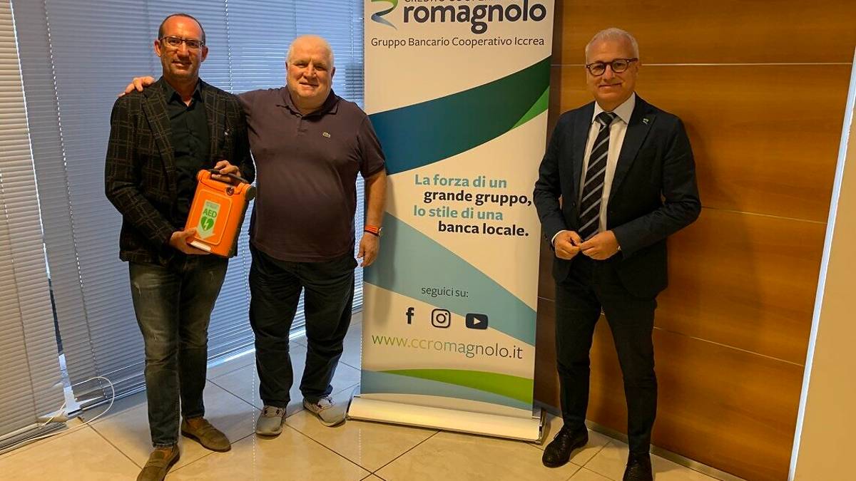 Cesena, dal Credito Cooperativo Romagnolo un defibrillatore all'Asd Torresavio