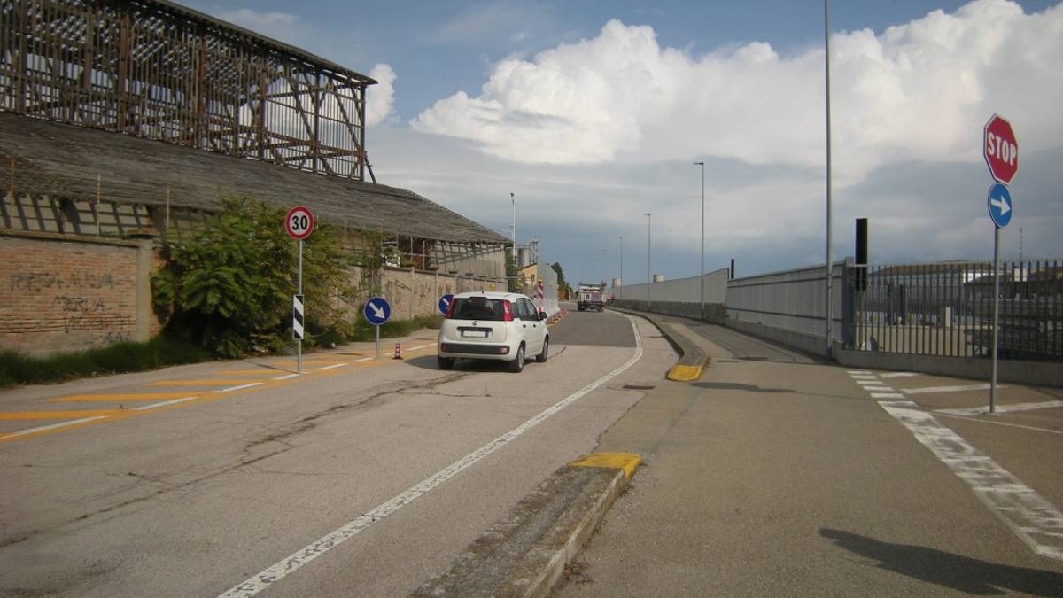 Ravenna, oggi la riapertura totale del tratto di via Antico Squero