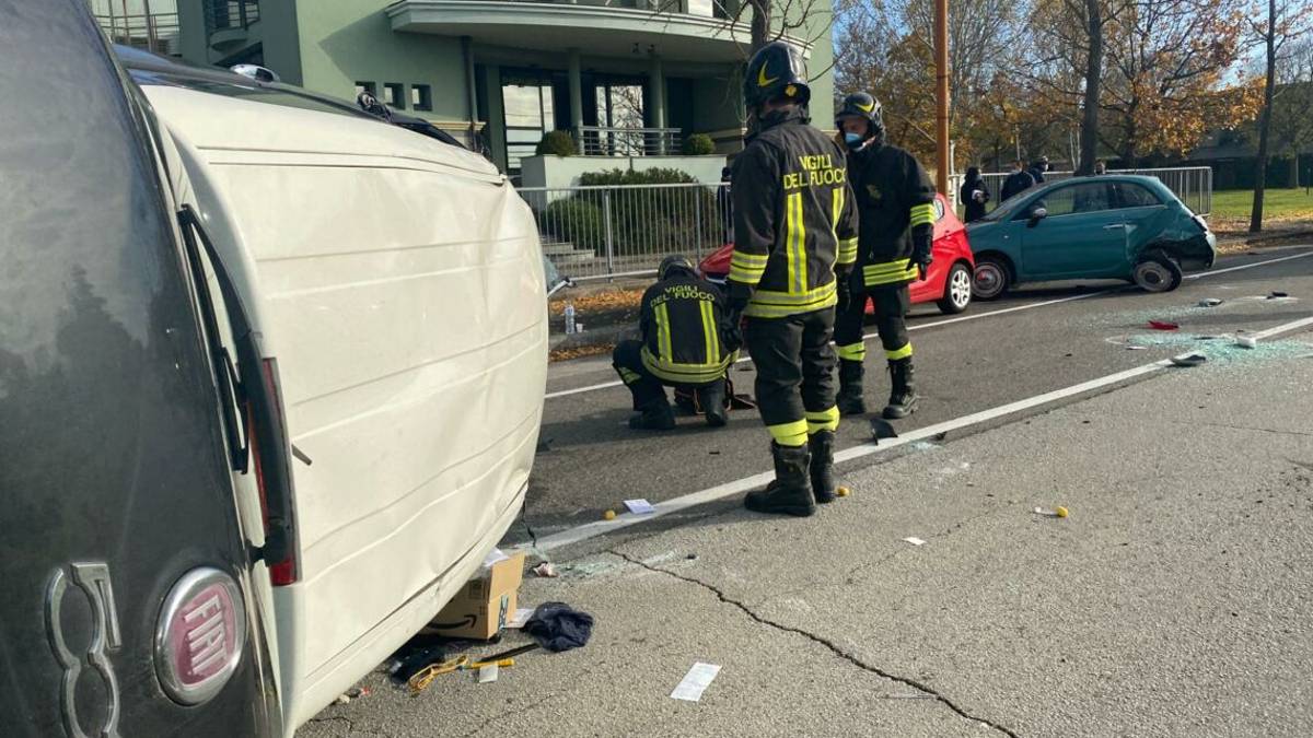 Cesena: spaventoso impatto in via San Cristoforo a Torre del Moro