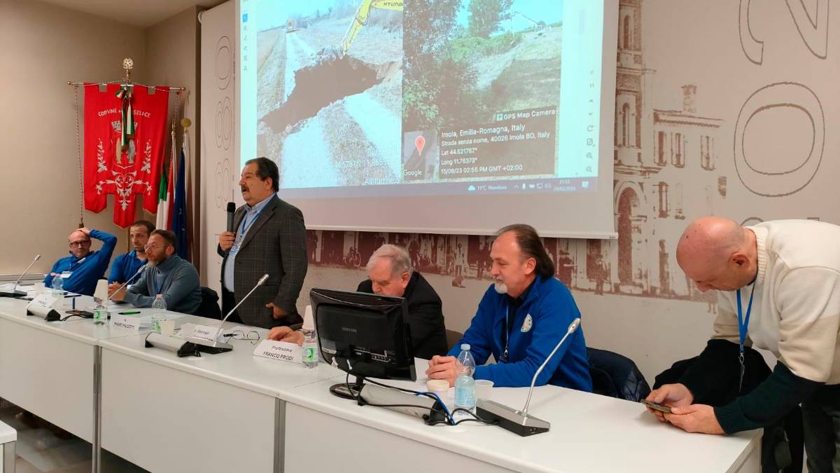 Frasi sessiste contro la sindaca di Russi, parla Miccoli: “Battuta infelice, pronto a scusarmi di persona”