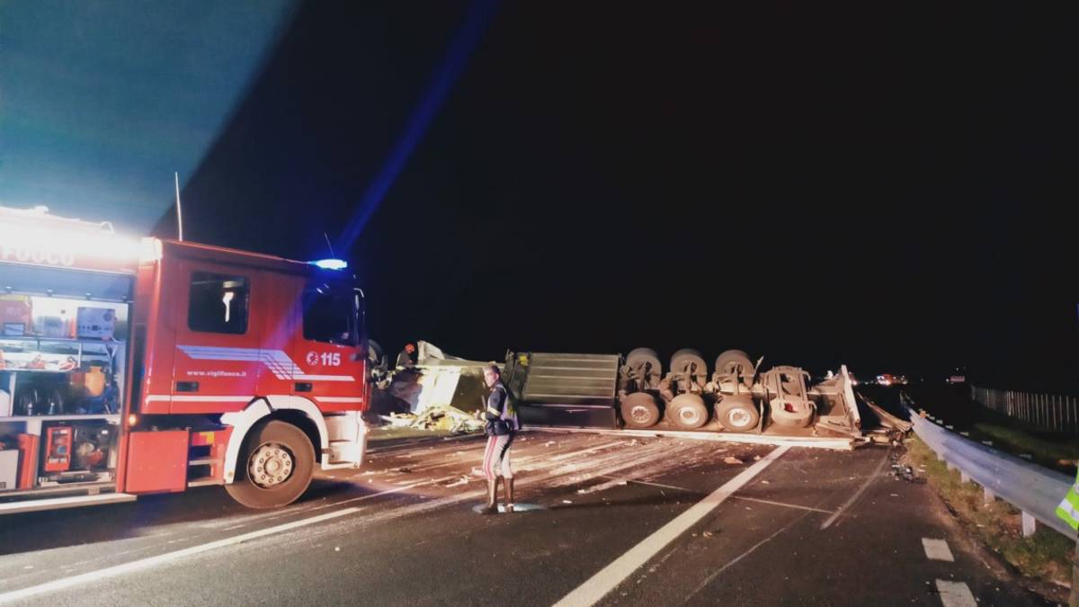 A14, incidente, chiuso tratto fra Forlì e Faenza