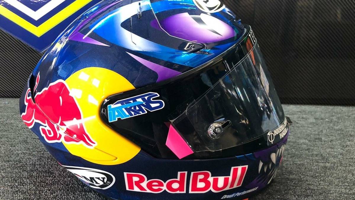 MotoGp, il casco di Bastianini: La bestia dell'Adriatico