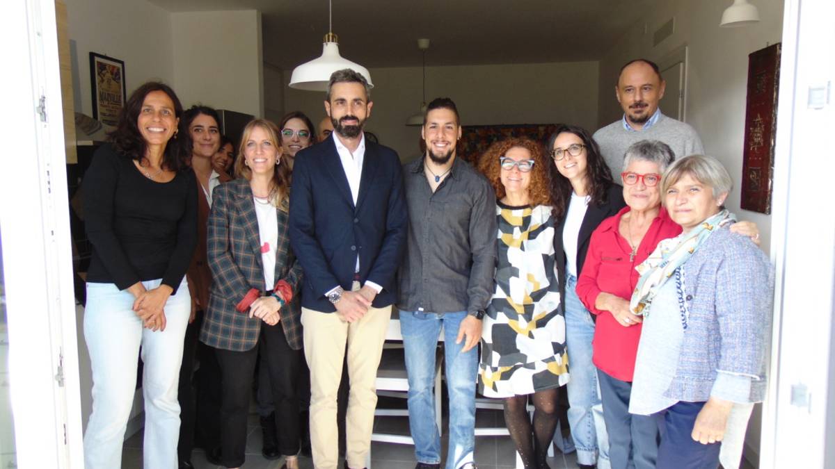 Tutto sotto controllo con due telecomandi: è la casa di un atleta paralimpico a Mercato Saraceno