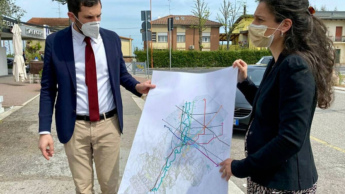 Le 14 linee e i percorsi della bicipolitana di Cesena