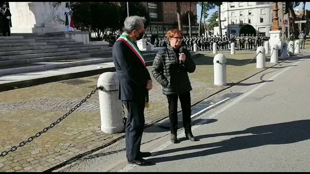 Forlì, cerimonia solenne in piazzale della Vittoria per la cittadinanza al Milite Ignoto