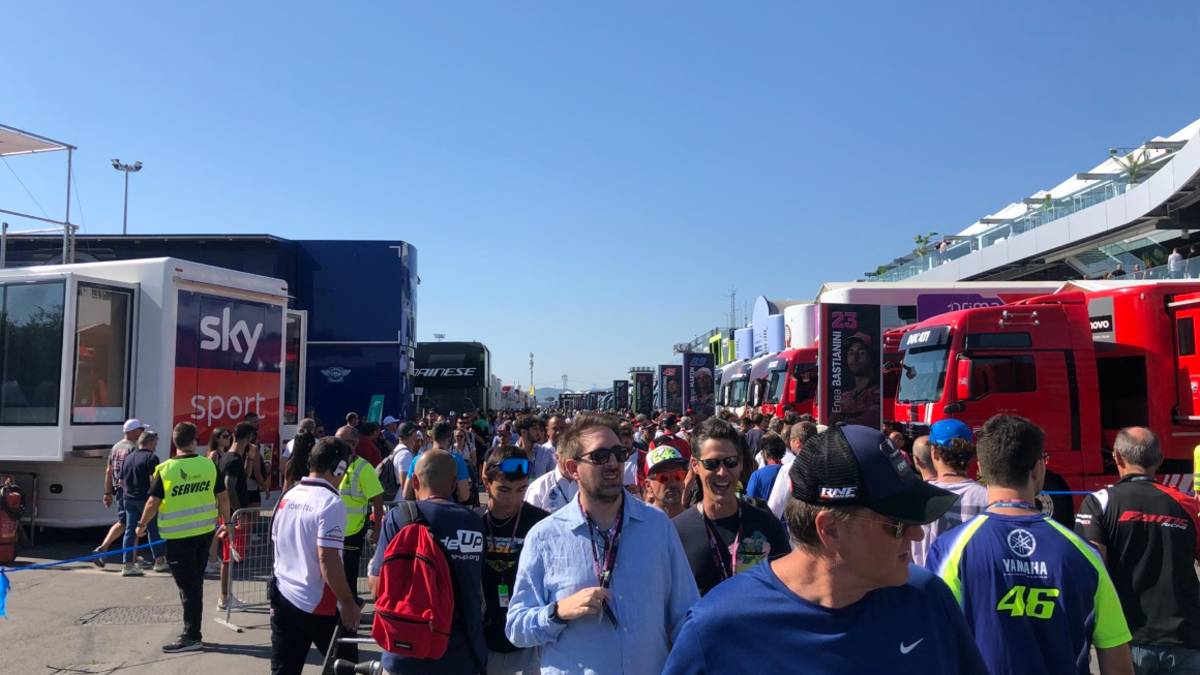 MotoGp, a Misano sole, caldo e un grande pubblico VIDEO GALLERY