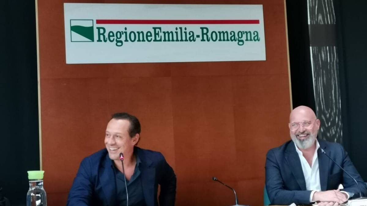 Turismo, Stefano Accorsi testimonial dell'Emilia-Romagna