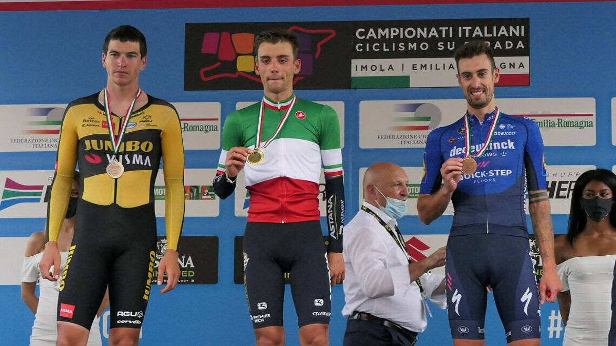 Ciclismo, che sorpresa: niente podio per Ganna nella crono di Faenza VIDEO