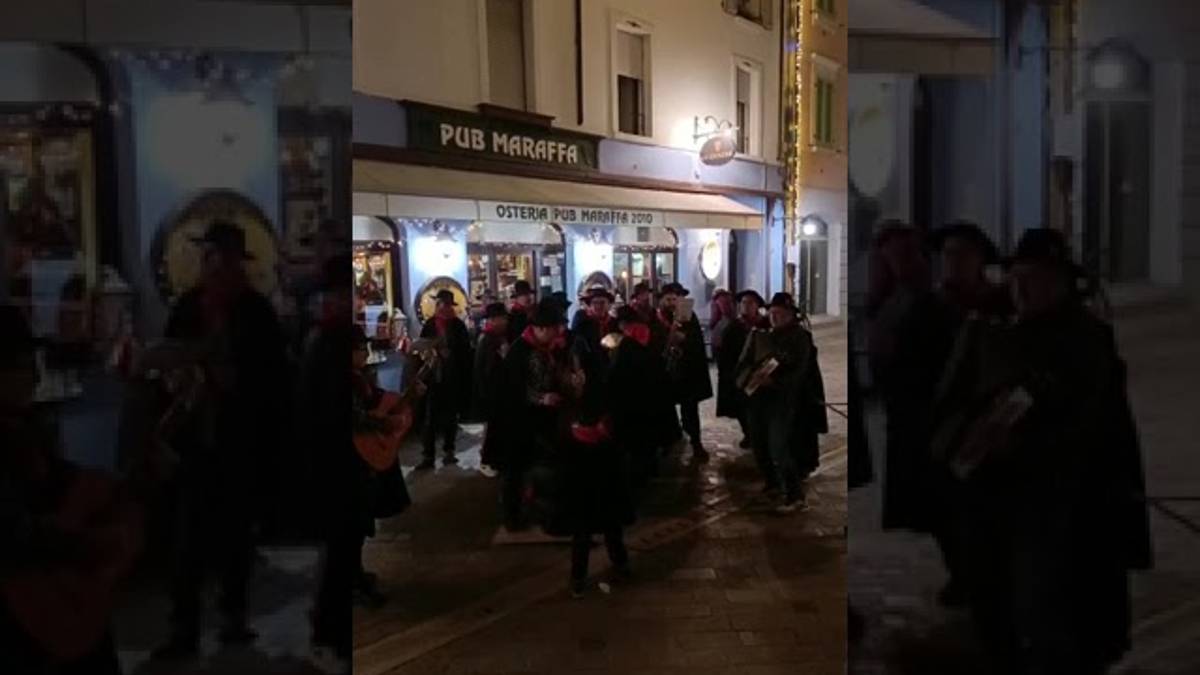 Viva la Pasquella: una notte di canti in Romagna VIDEO