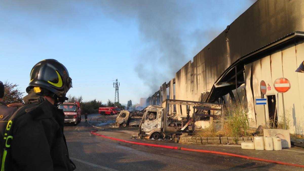 Incendio Faenza, Arpae rileva diossine ma No effetti acuti per salute