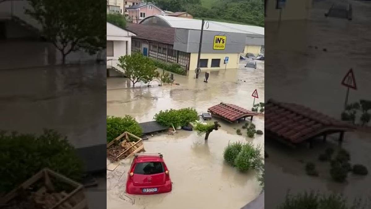 Maltempo in Romagna: frane, allagamenti e crolli, la mappa di un giorno terribile VIDEO